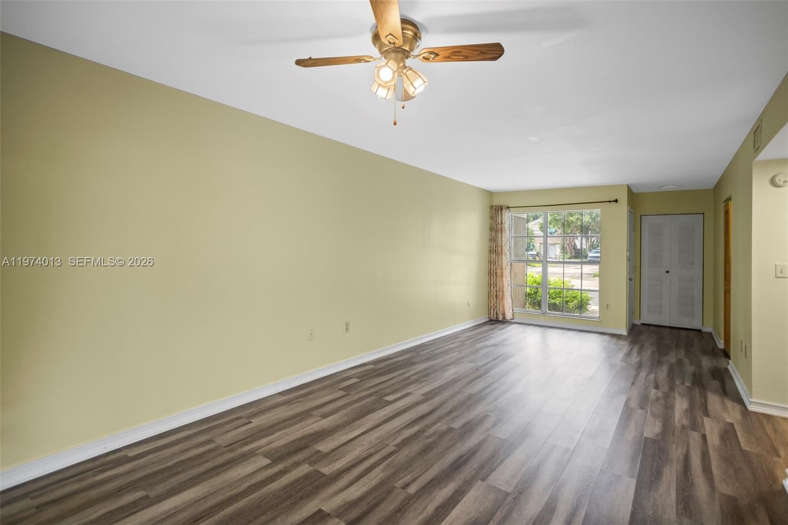 12261 LAKE LOOP RD - 20