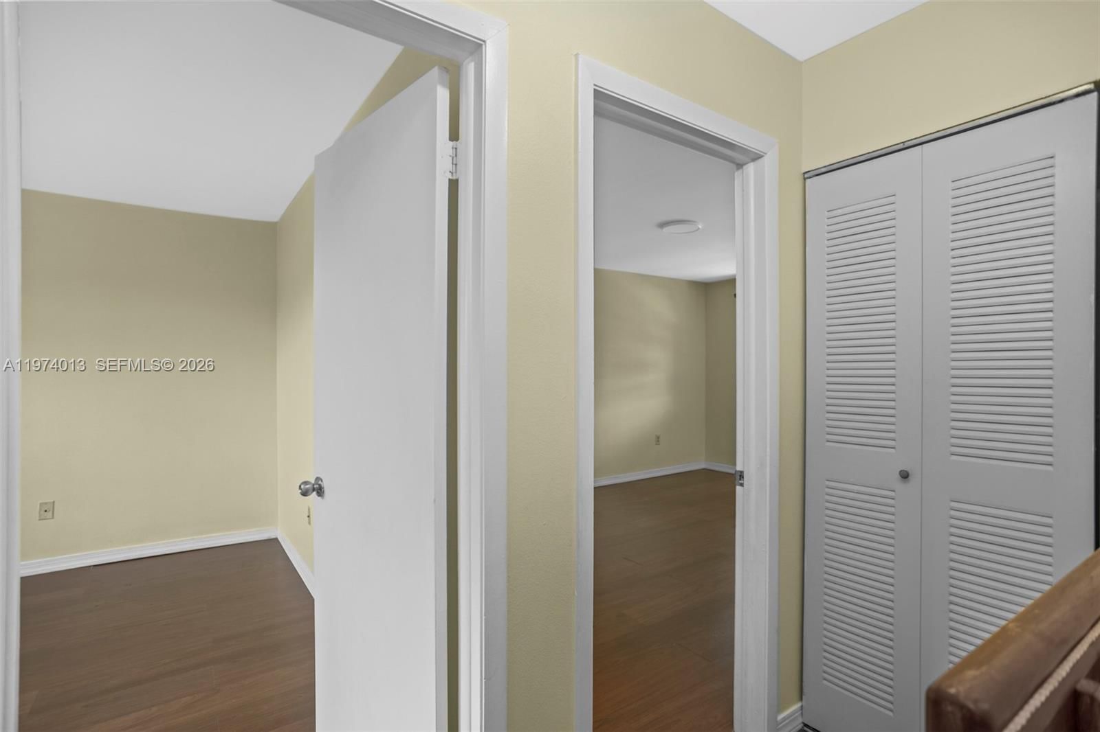 12261 LAKE LOOP RD - 25