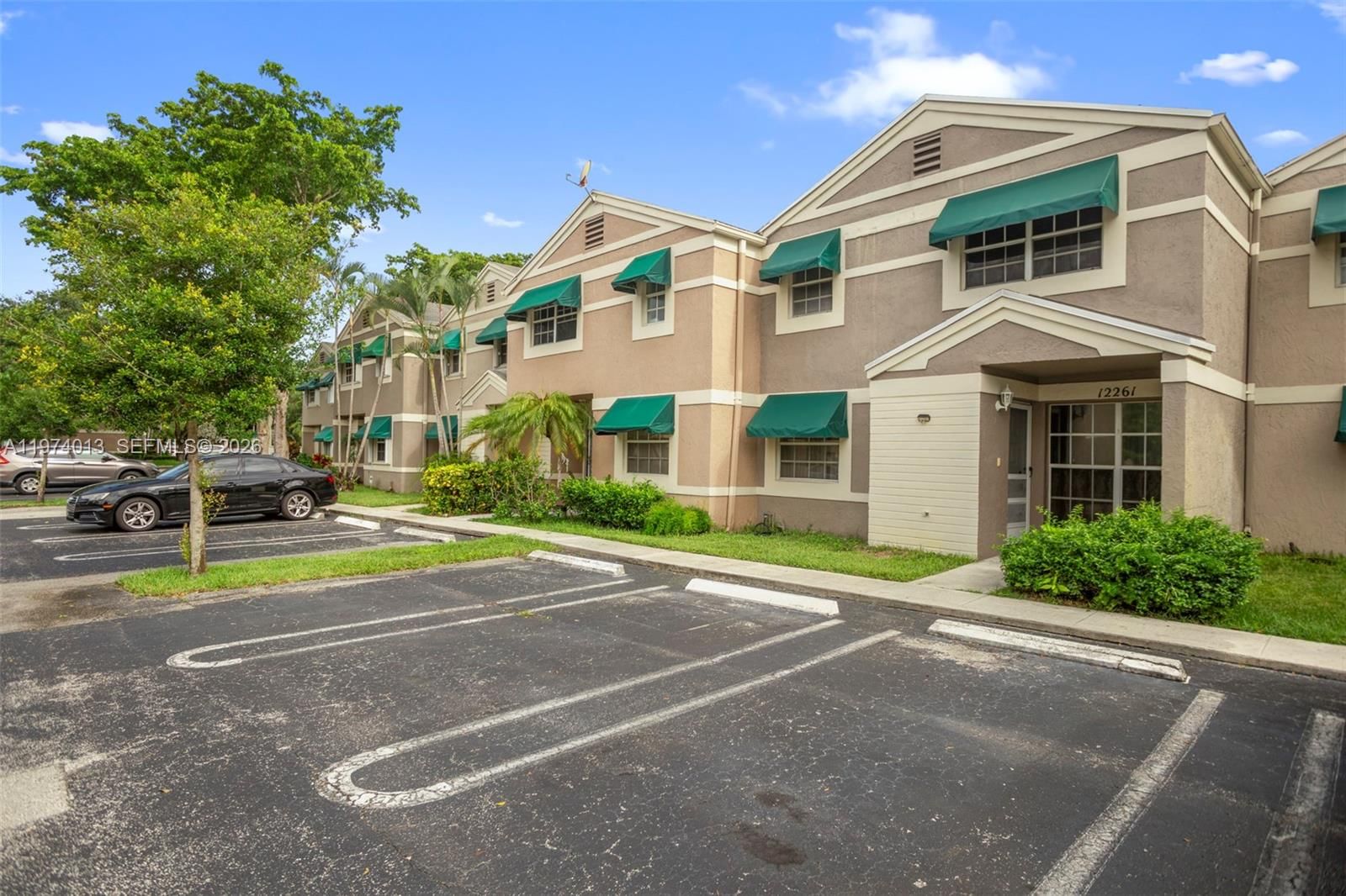 12261 LAKE LOOP RD - 3