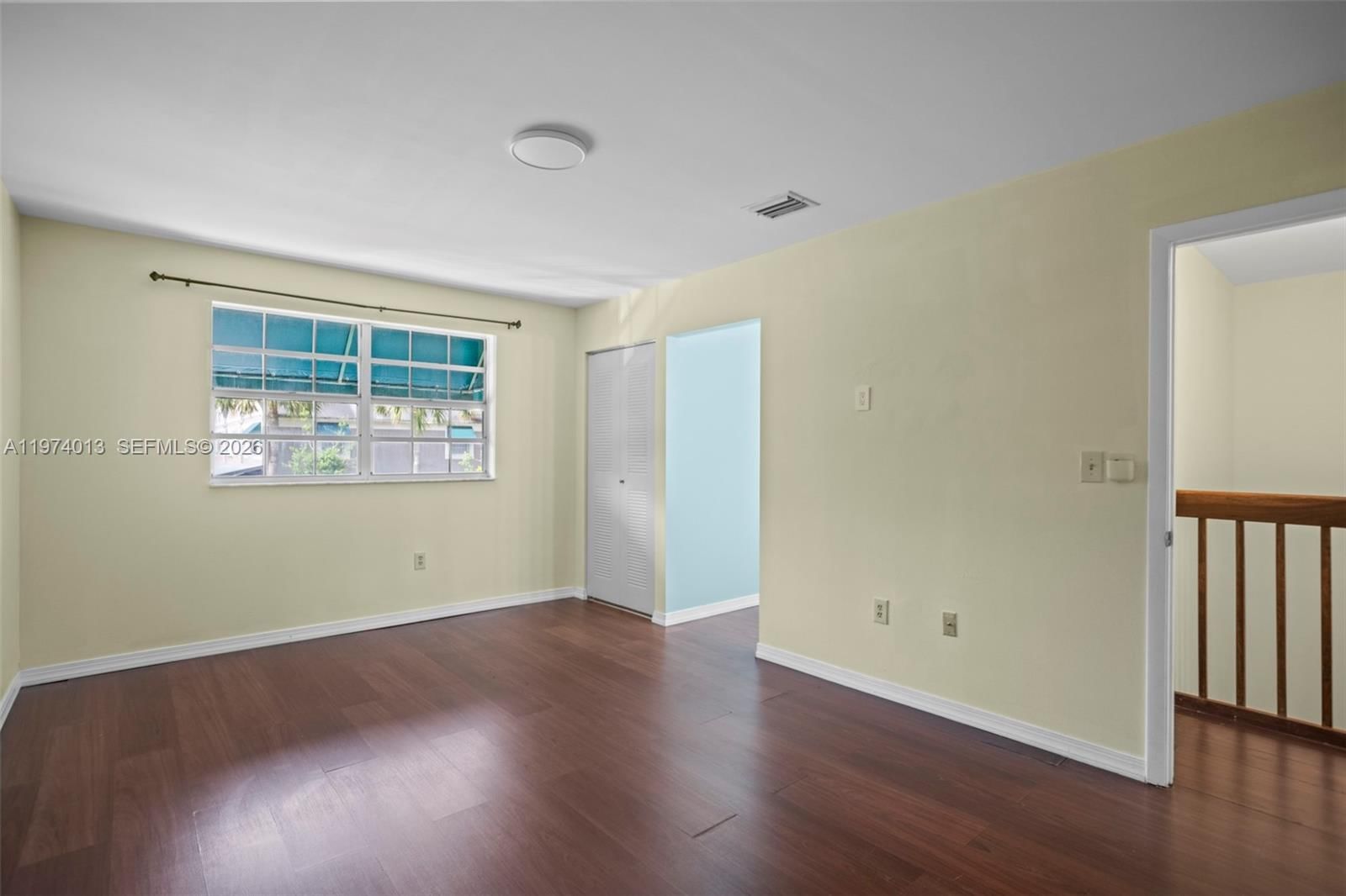 12261 LAKE LOOP RD - 36