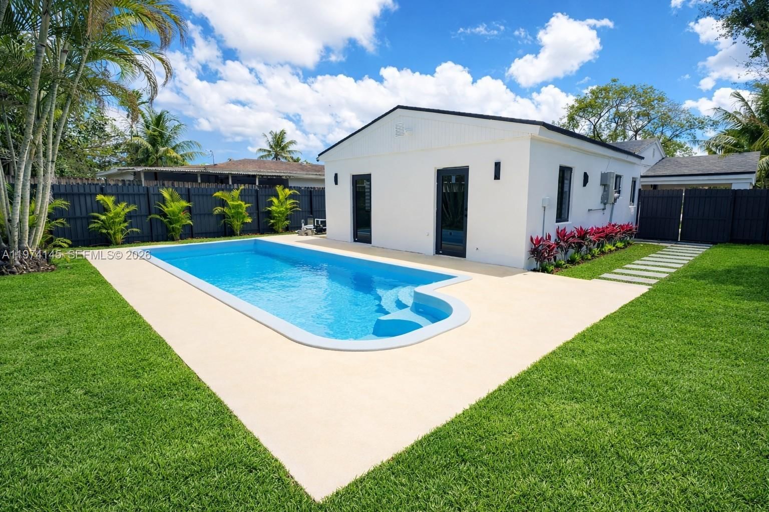 1645 NE 180TH ST - 1