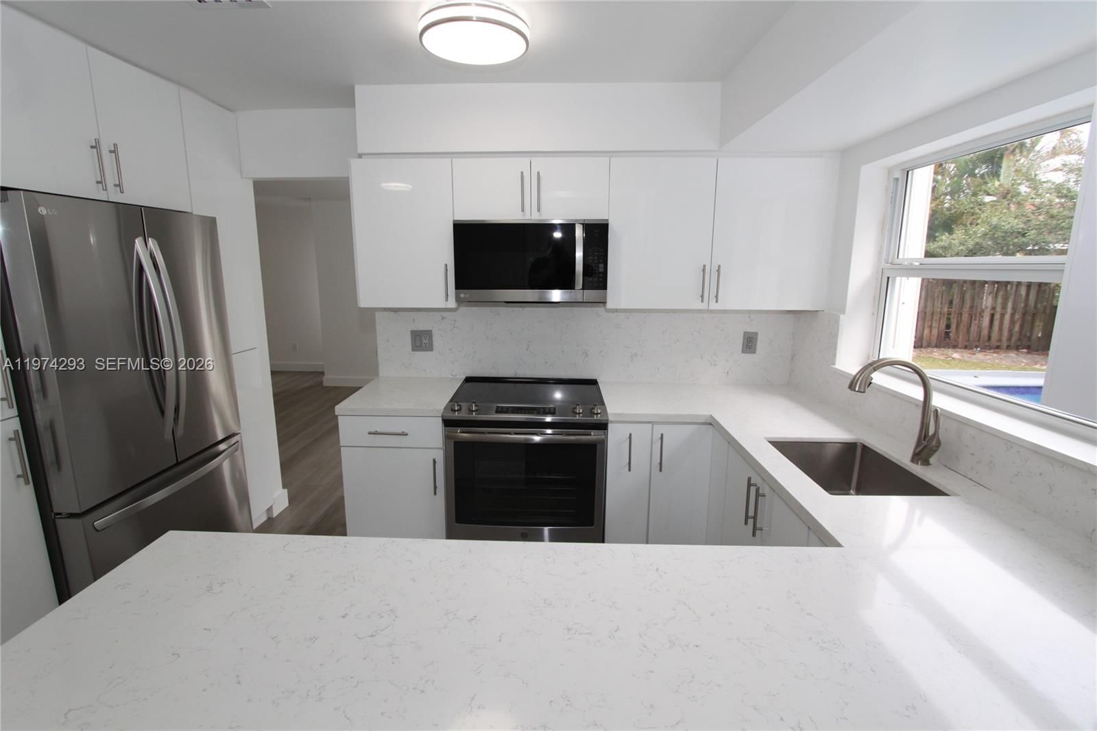 4940 SW 94TH WAY - 11