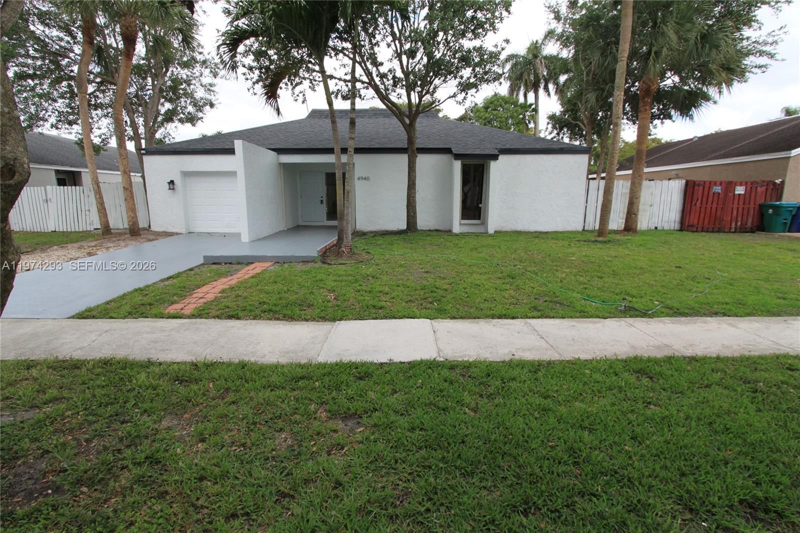 4940 SW 94TH WAY - 5