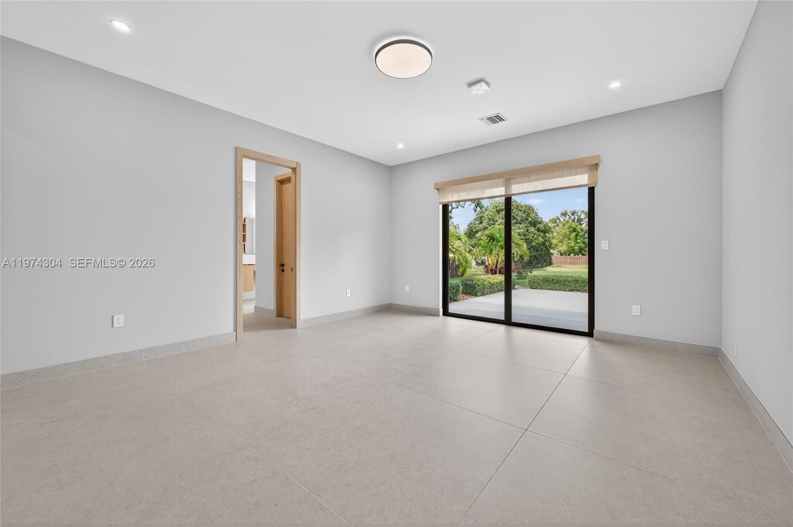 14401 W PALOMINO DR - 24