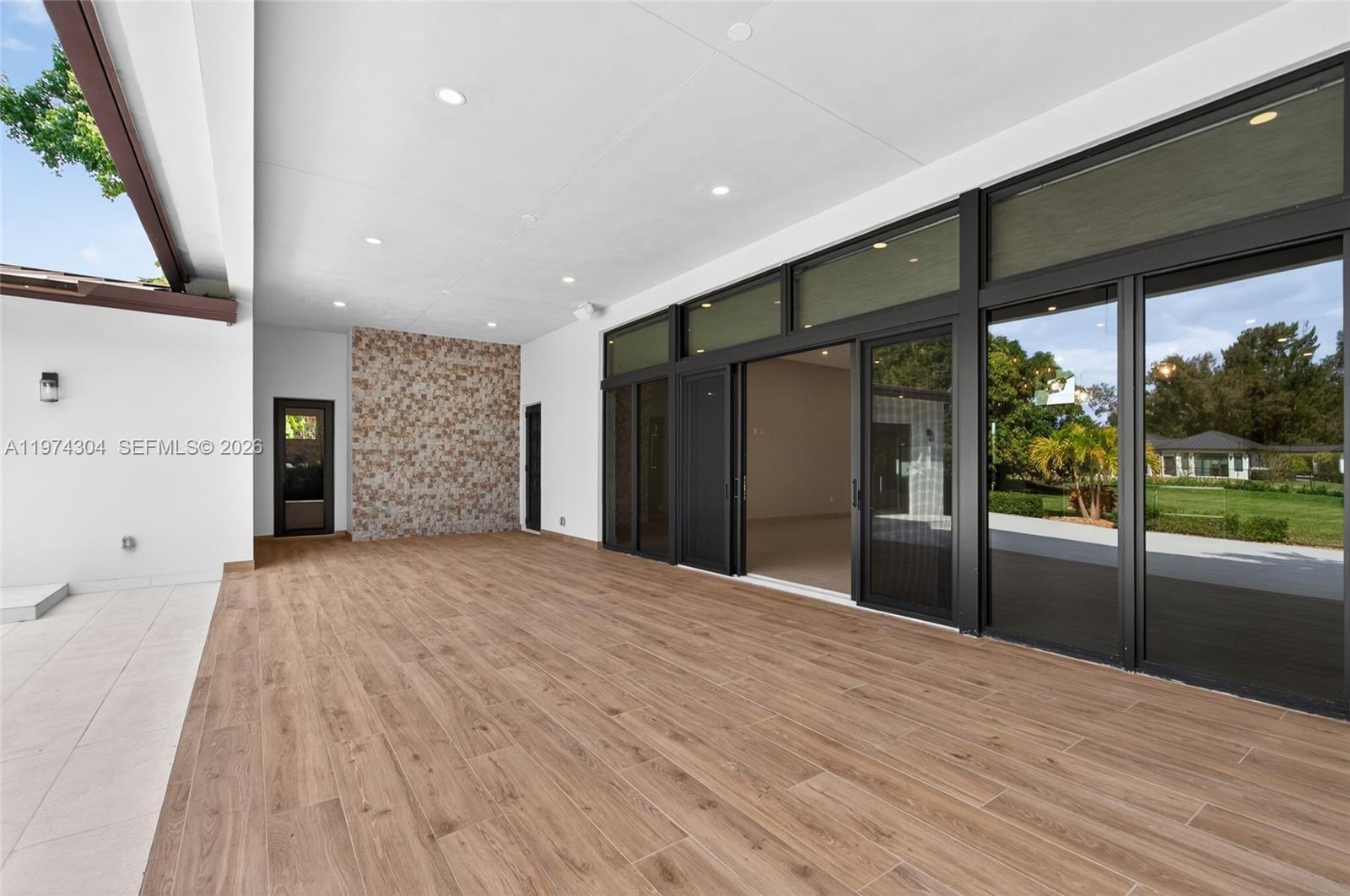 14401 W PALOMINO DR - 50