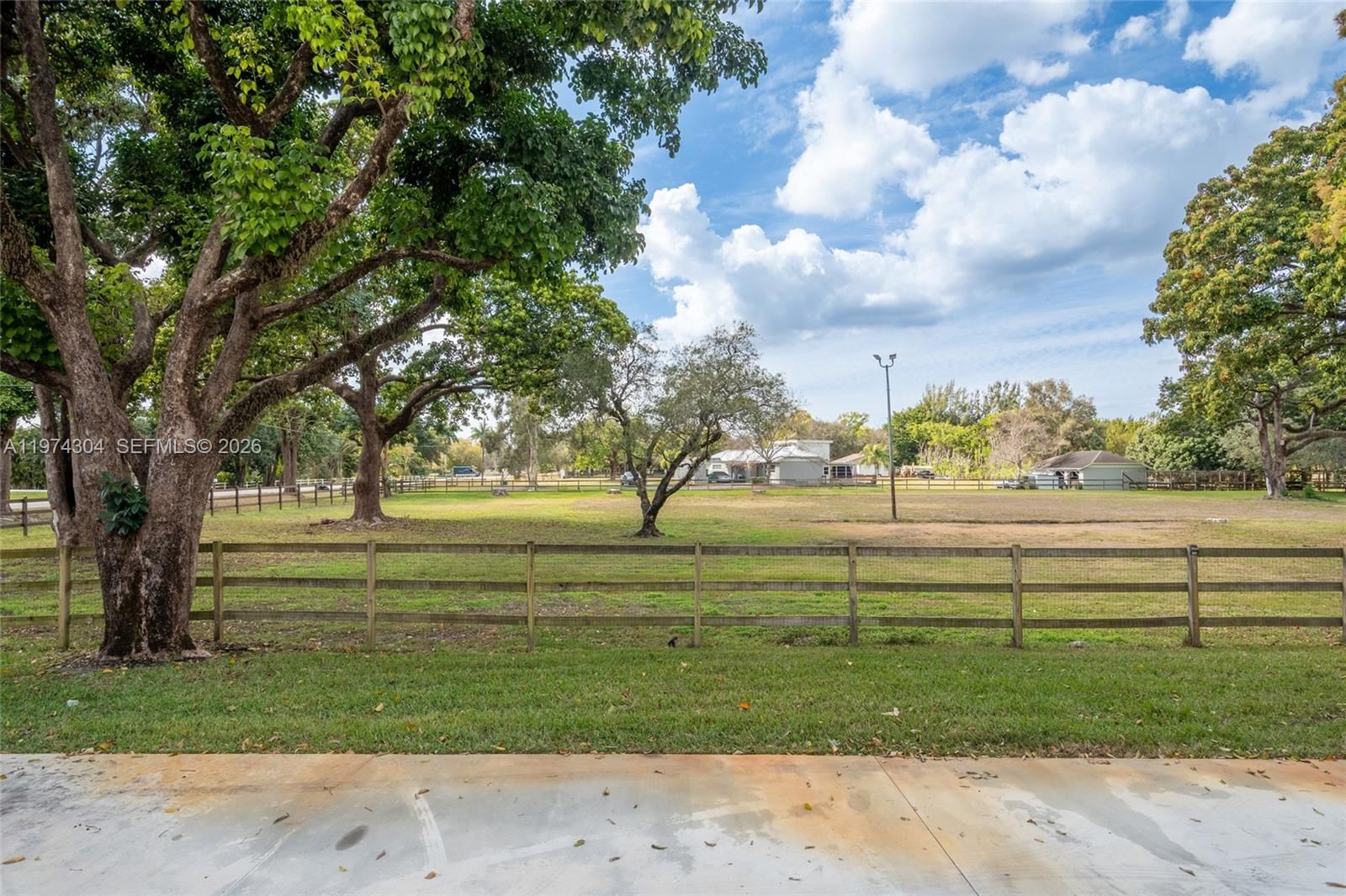 14401 W PALOMINO DR - 56