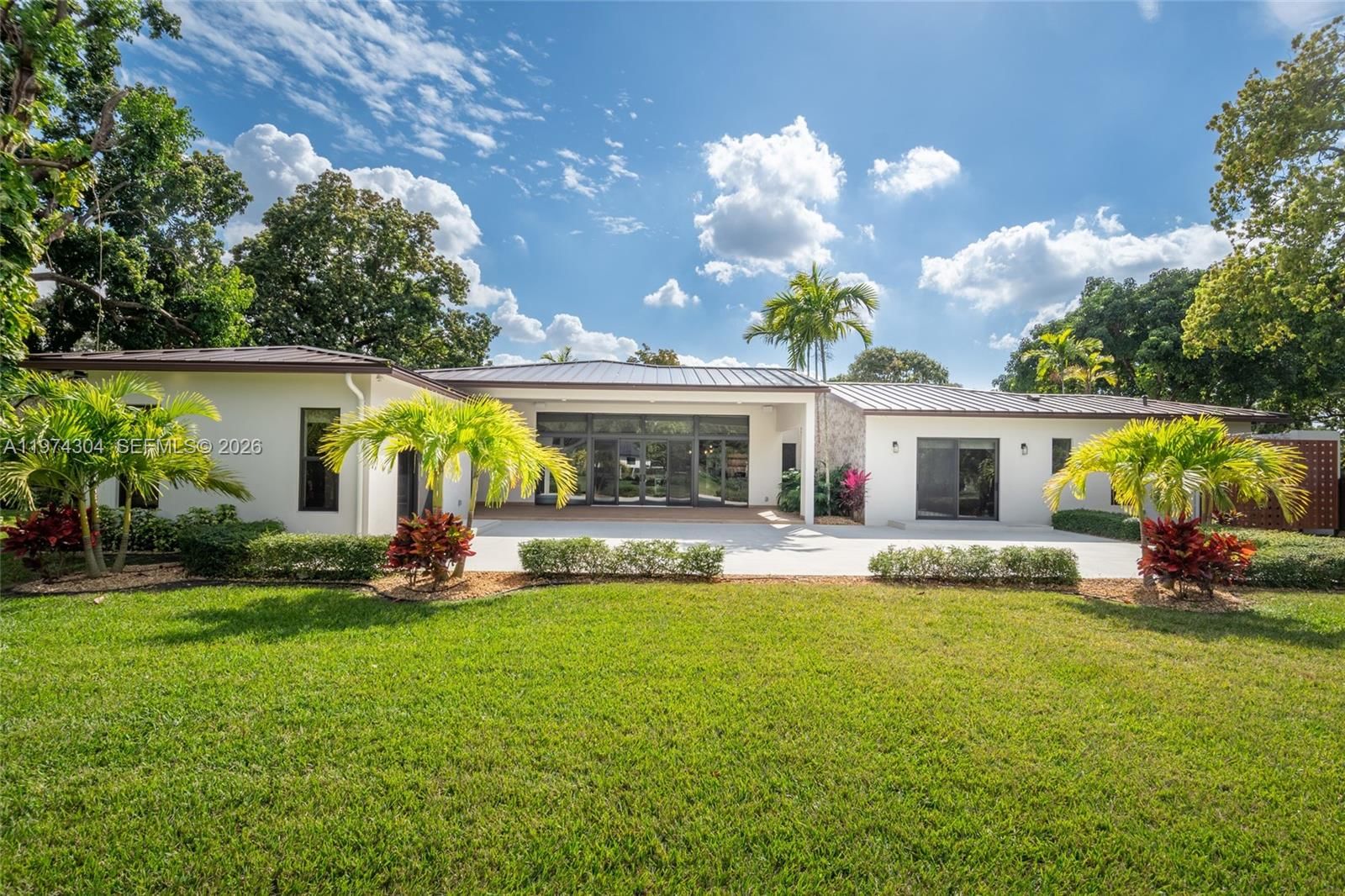 14401 W PALOMINO DR - 6