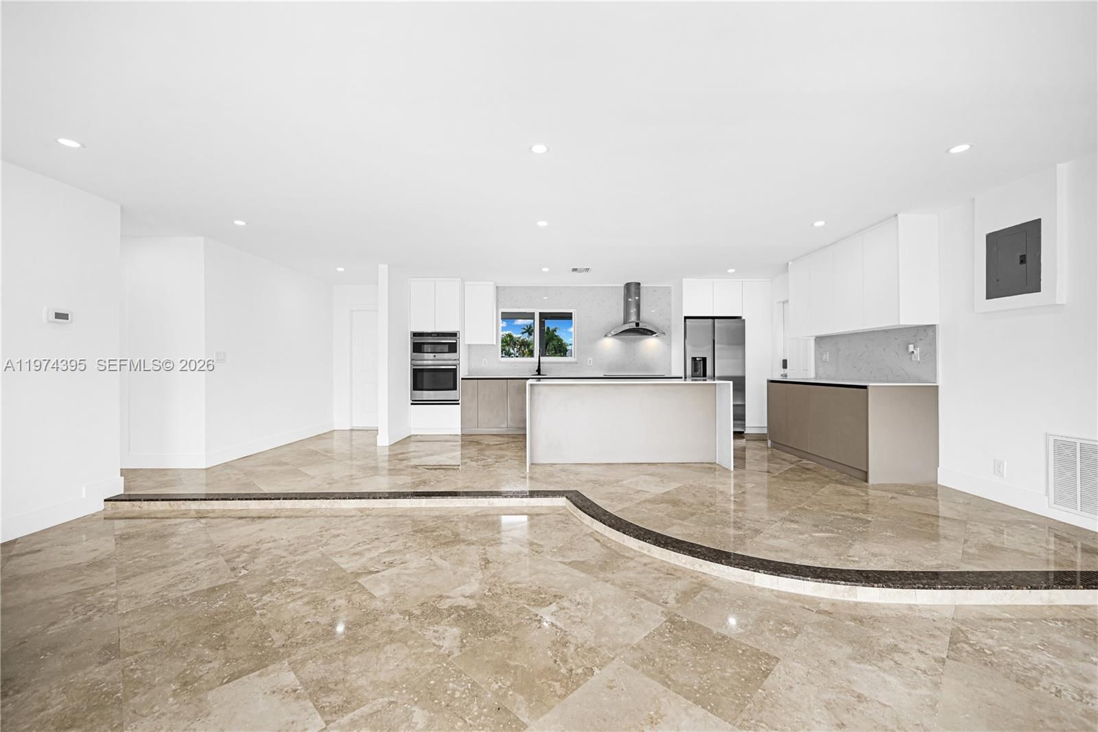 5510 NE 18TH AVE - 40