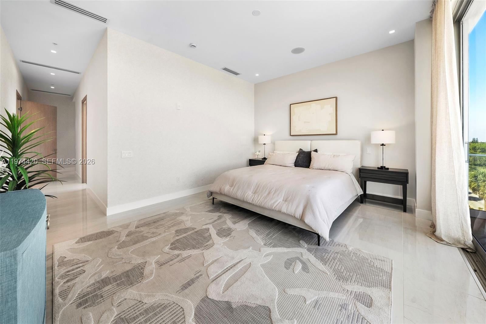 246 NE 6TH AVE, Unit PH - 17