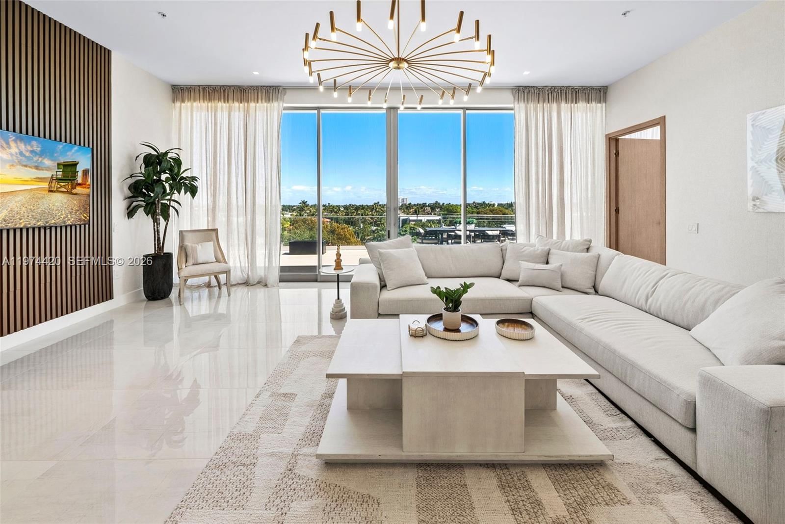 246 NE 6TH AVE, Unit PH - 25