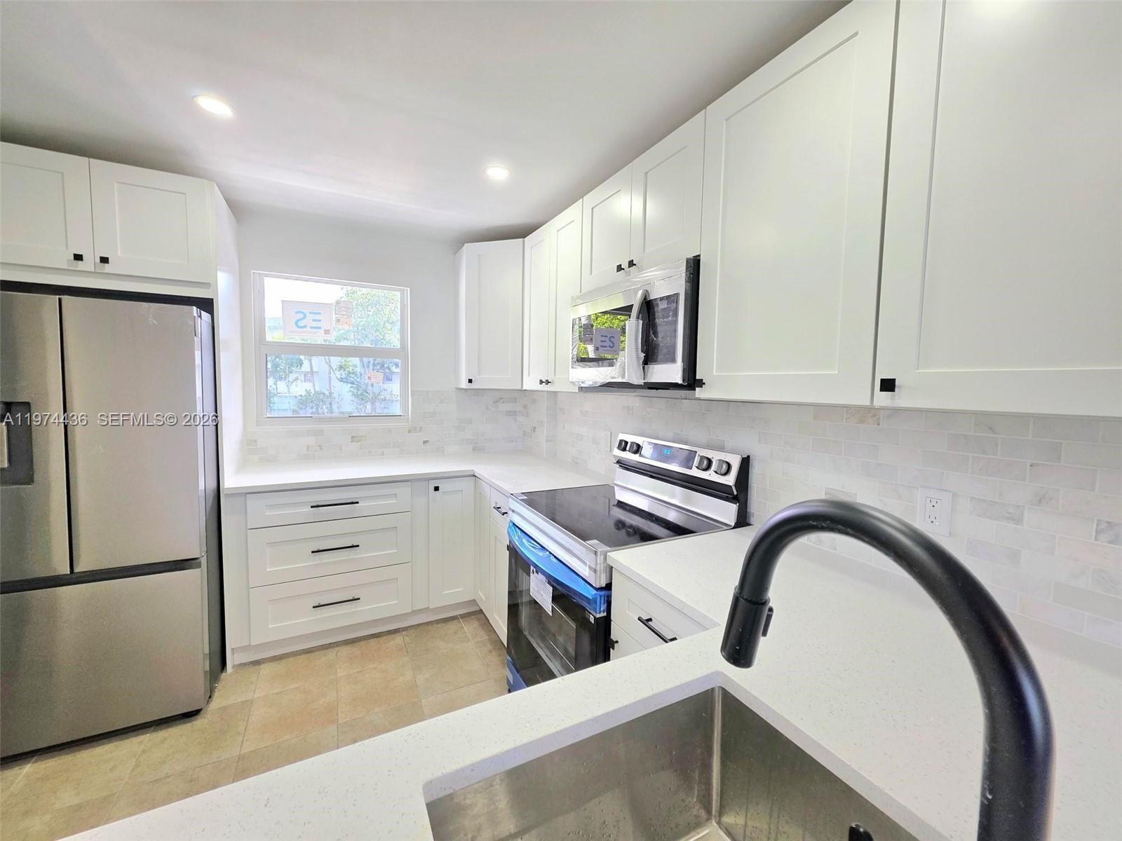 108 ROYAL PARK DR, Unit 2H - 11