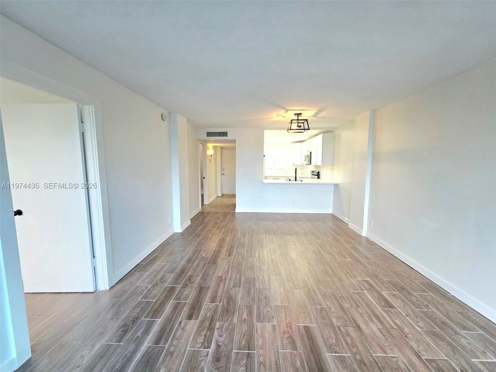 108 ROYAL PARK DR, Unit 2H - 16