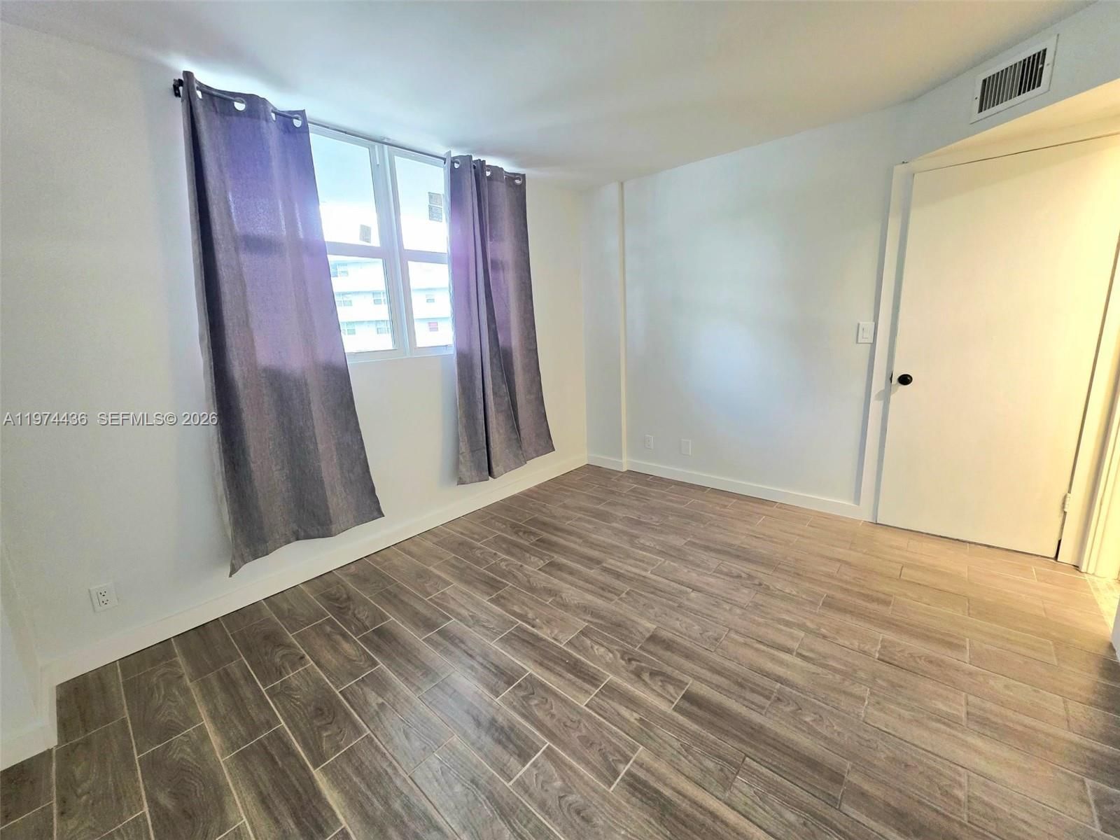 108 ROYAL PARK DR, Unit 2H - 18