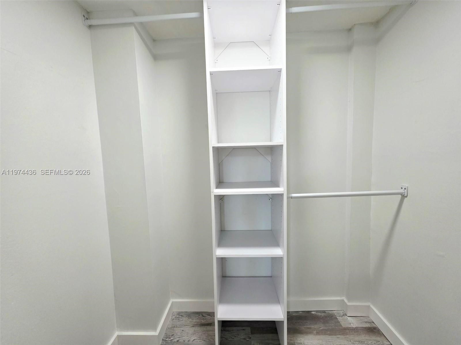 108 ROYAL PARK DR, Unit 2H - 20