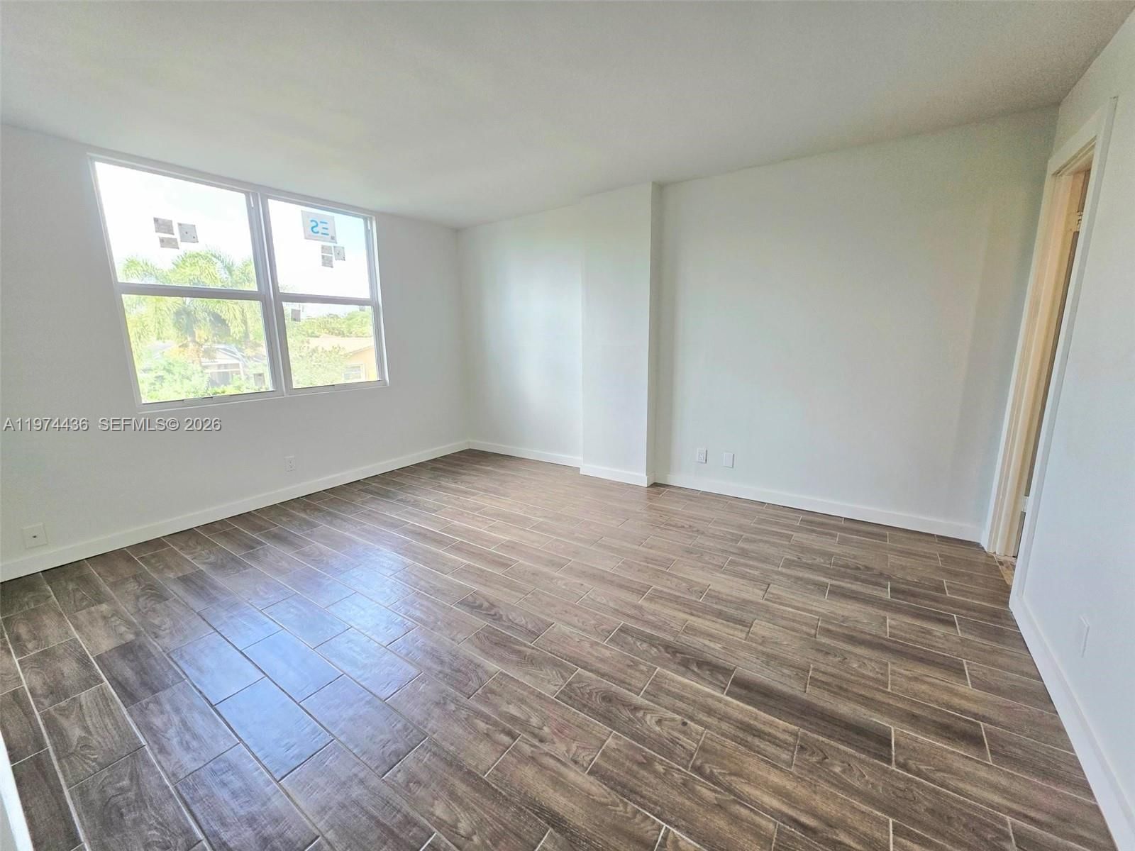 108 ROYAL PARK DR, Unit 2H - 26