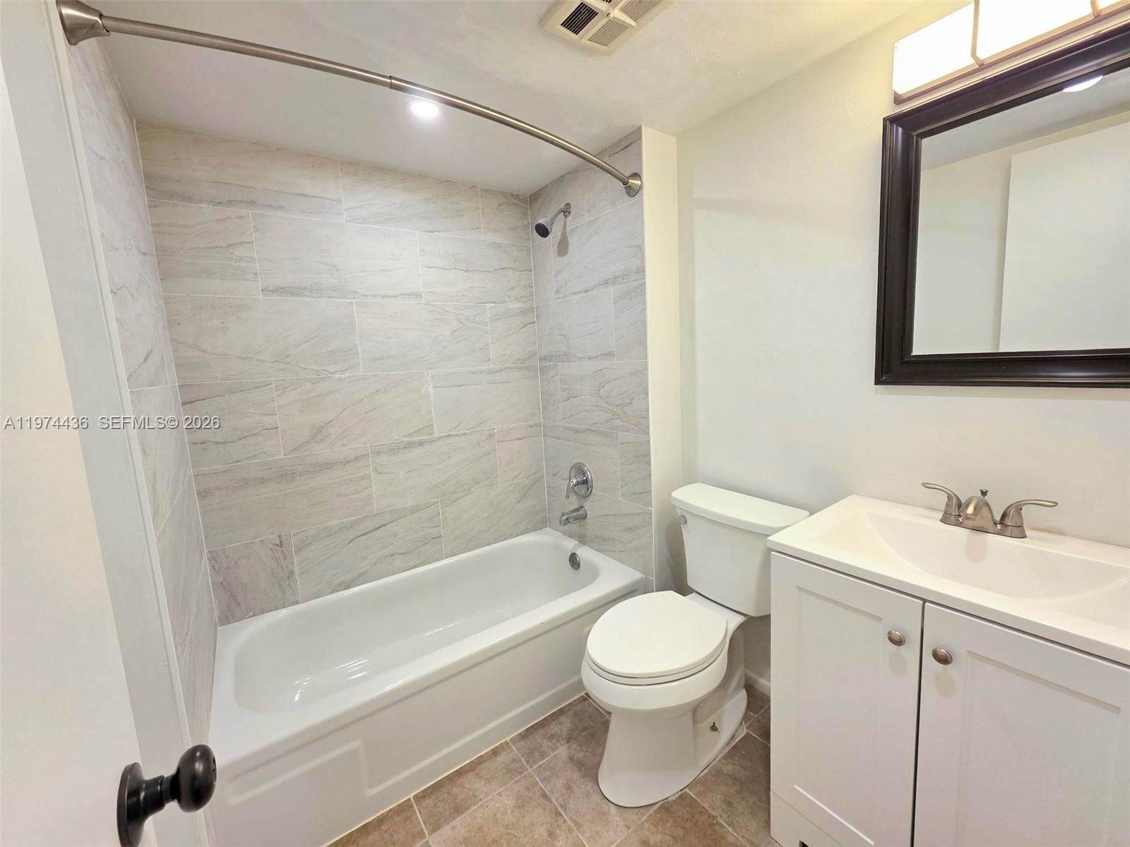 108 ROYAL PARK DR, Unit 2H - 28