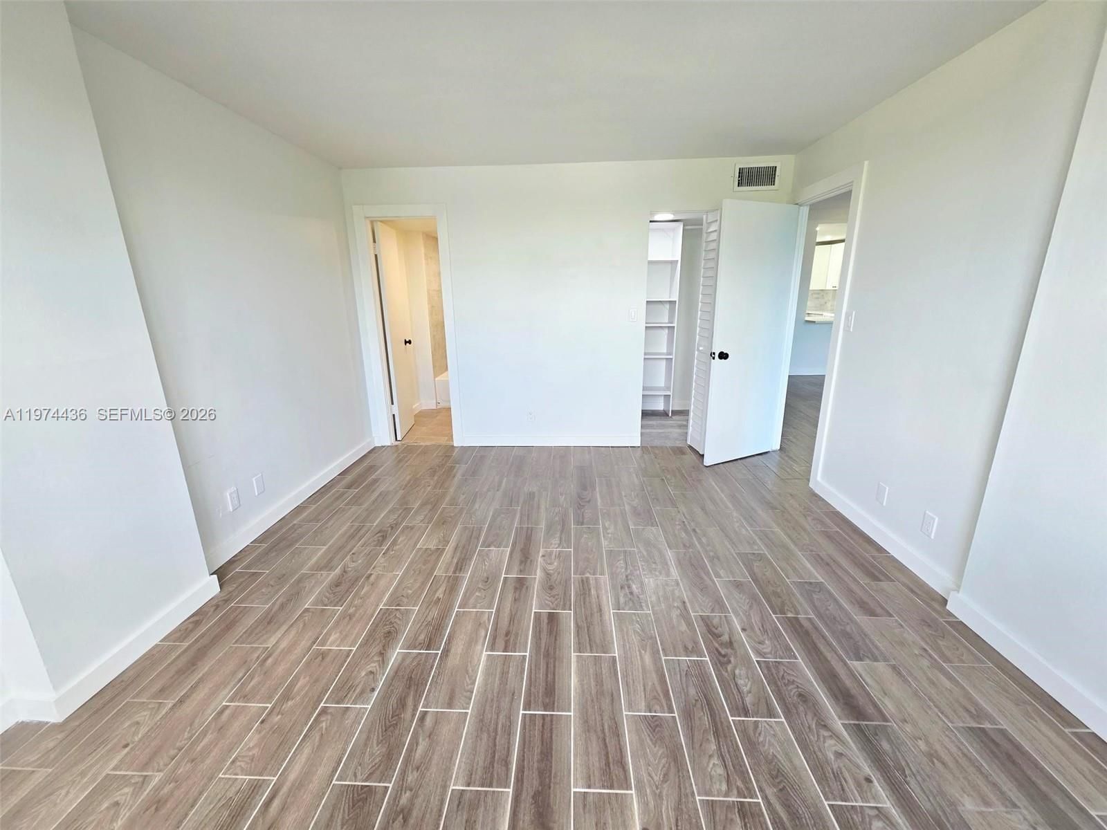 108 ROYAL PARK DR, Unit 2H - 34