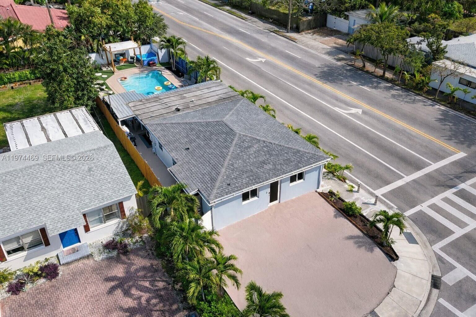 1300 NW 7th Ave - 36