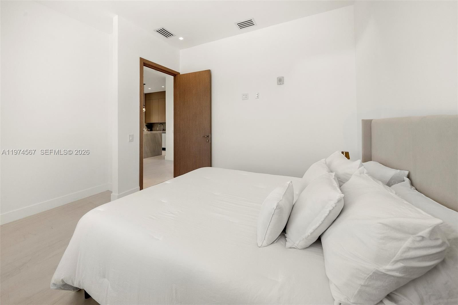 246 SE 6TH AVE, Unit 302 - 20