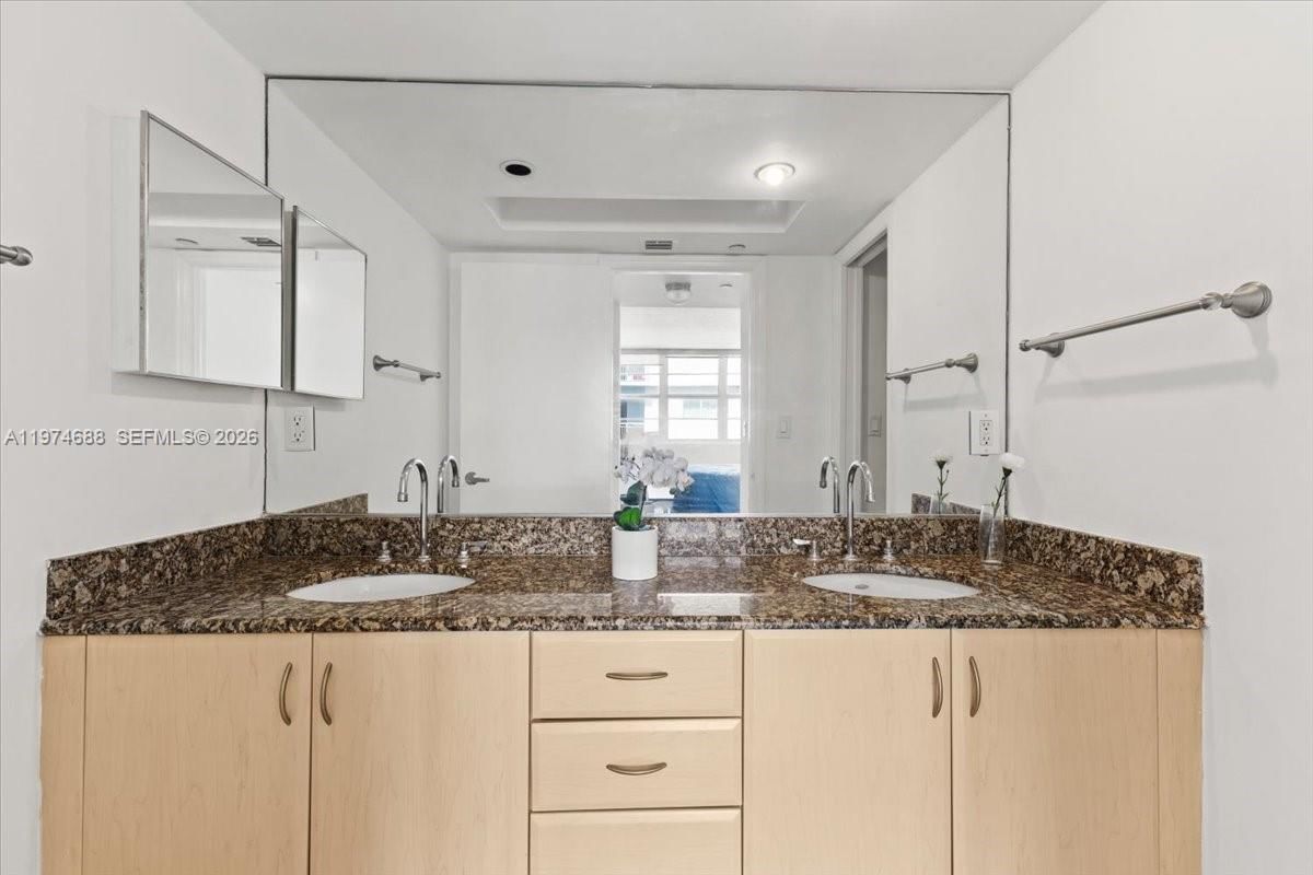 6917 COLLINS AVE, Unit 1512 - 15