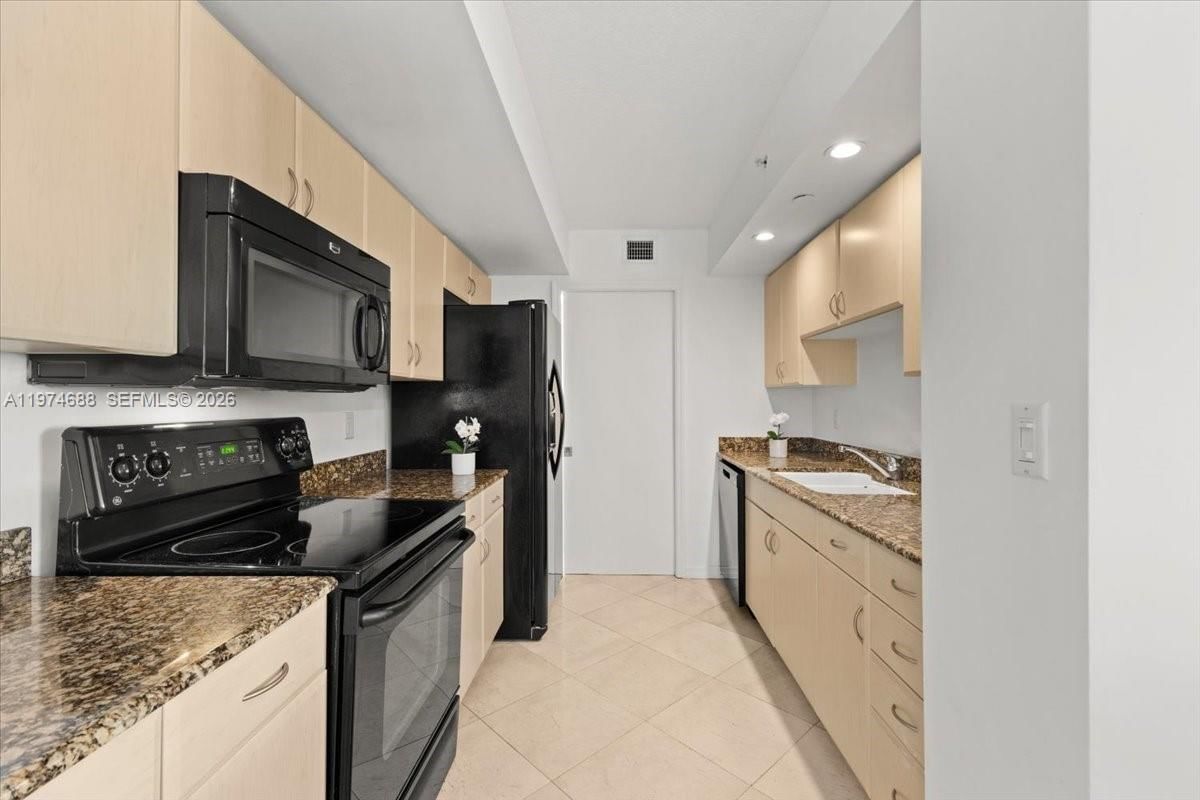 6917 COLLINS AVE, Unit 1512 - 8