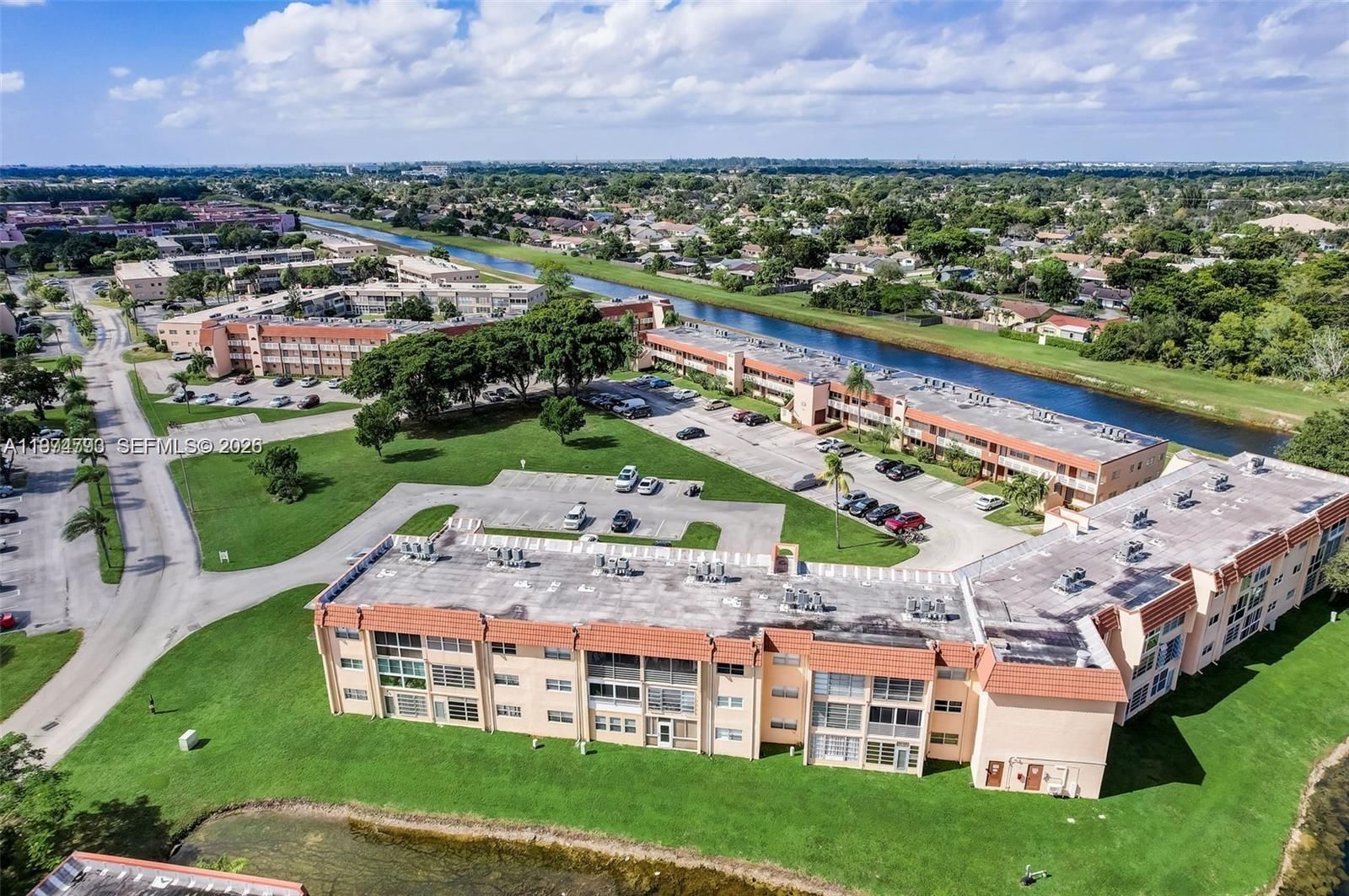 9001 SUNRISE LAKES BLVD, Unit 109 - 29