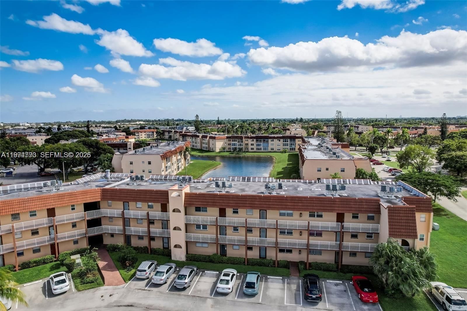 9001 SUNRISE LAKES BLVD, Unit 109 - 35
