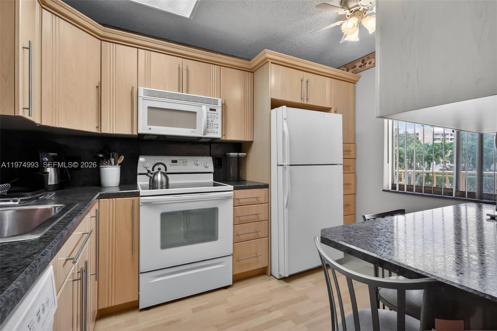 7145 HUNTINGTON LN, Unit 205 - 9