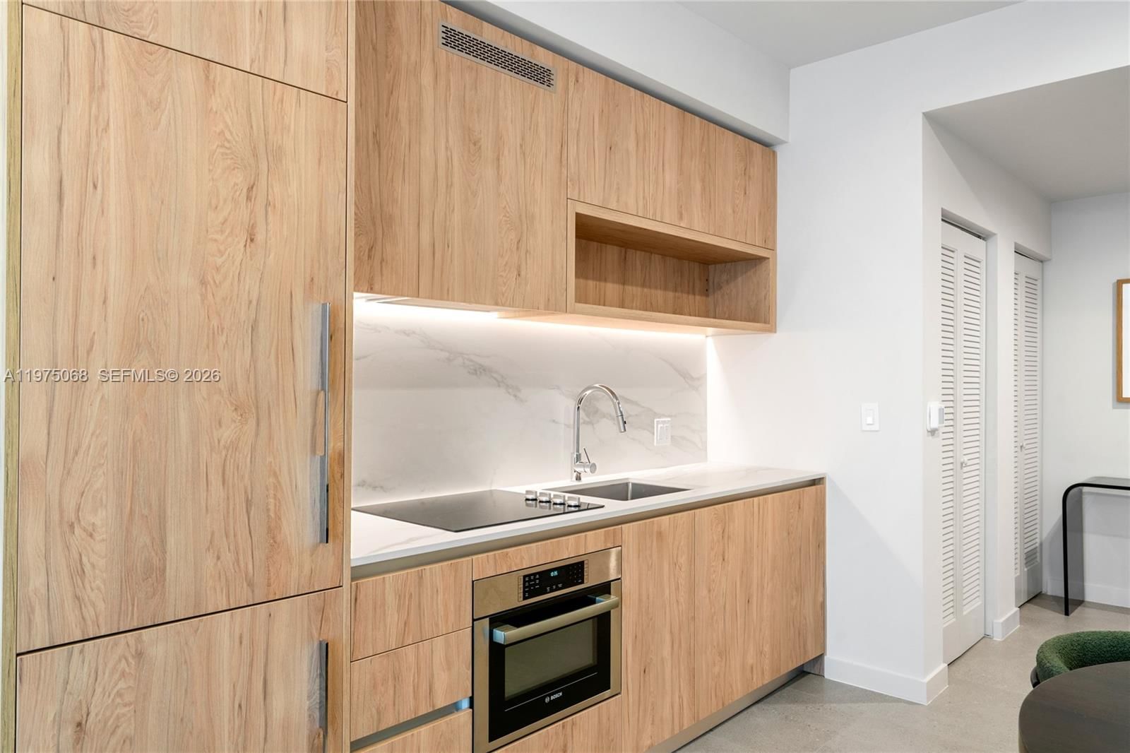 11 NE 6TH ST, Unit 2104 - 6