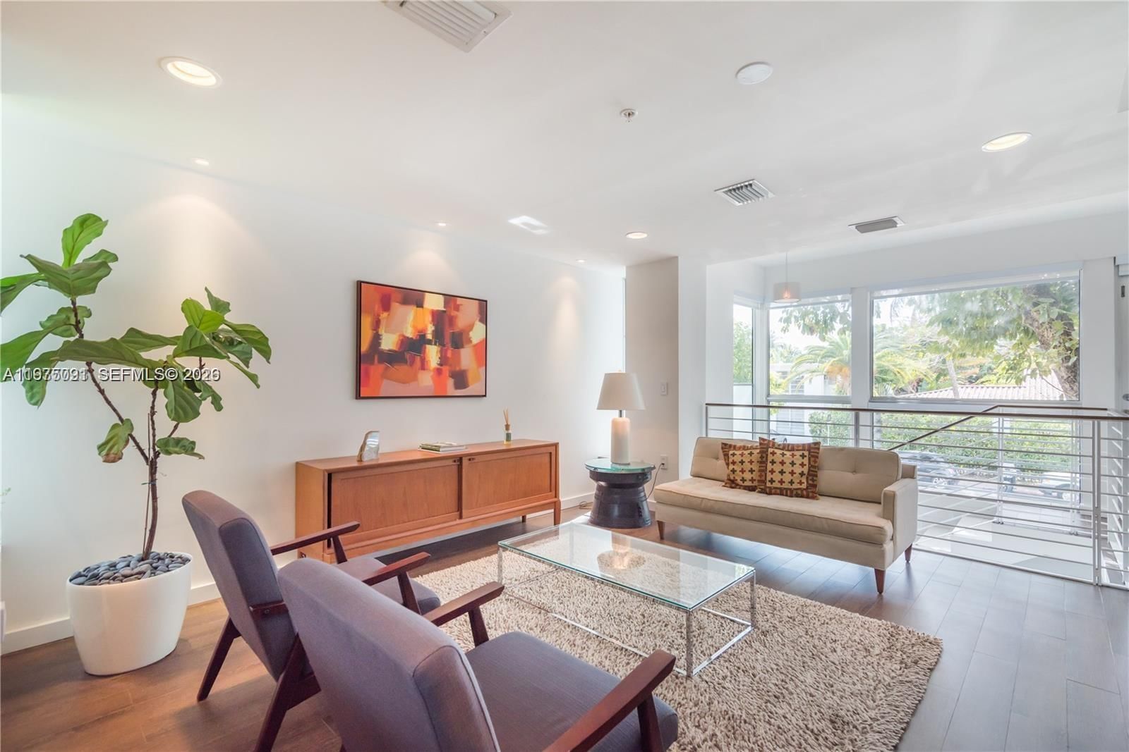 1600 MICHIGAN AVE, Unit 7 - 1