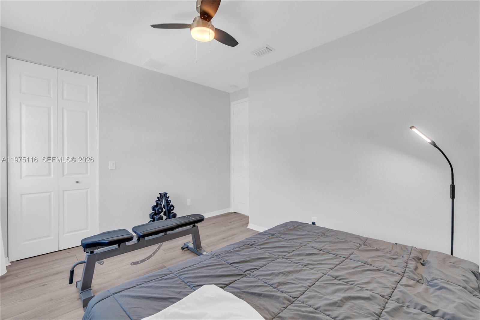 1019 W LONGPORT CIR, Unit 5A - 24