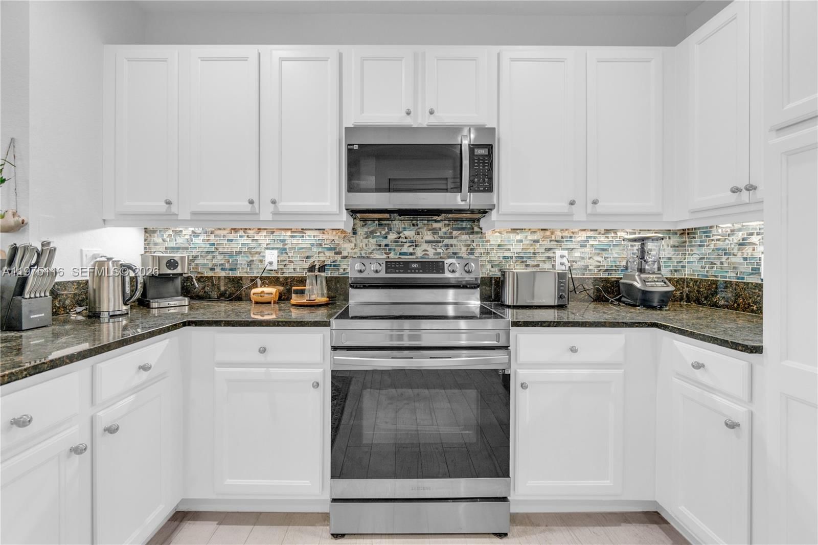 1019 W LONGPORT CIR, Unit 5A - 8