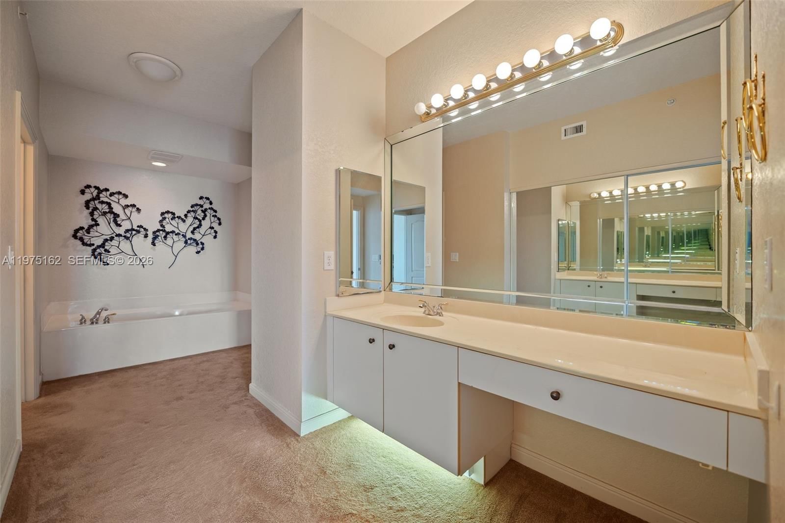 7727 SOUTHAMPTON TER, Unit 303 - 17