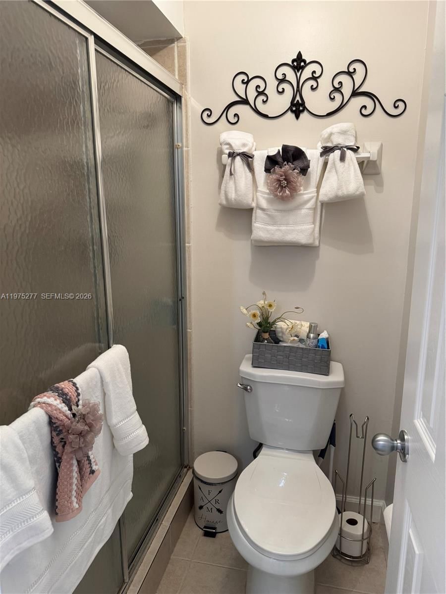 9310 SUNRISE LAKES BLVD, Unit 304 - 25