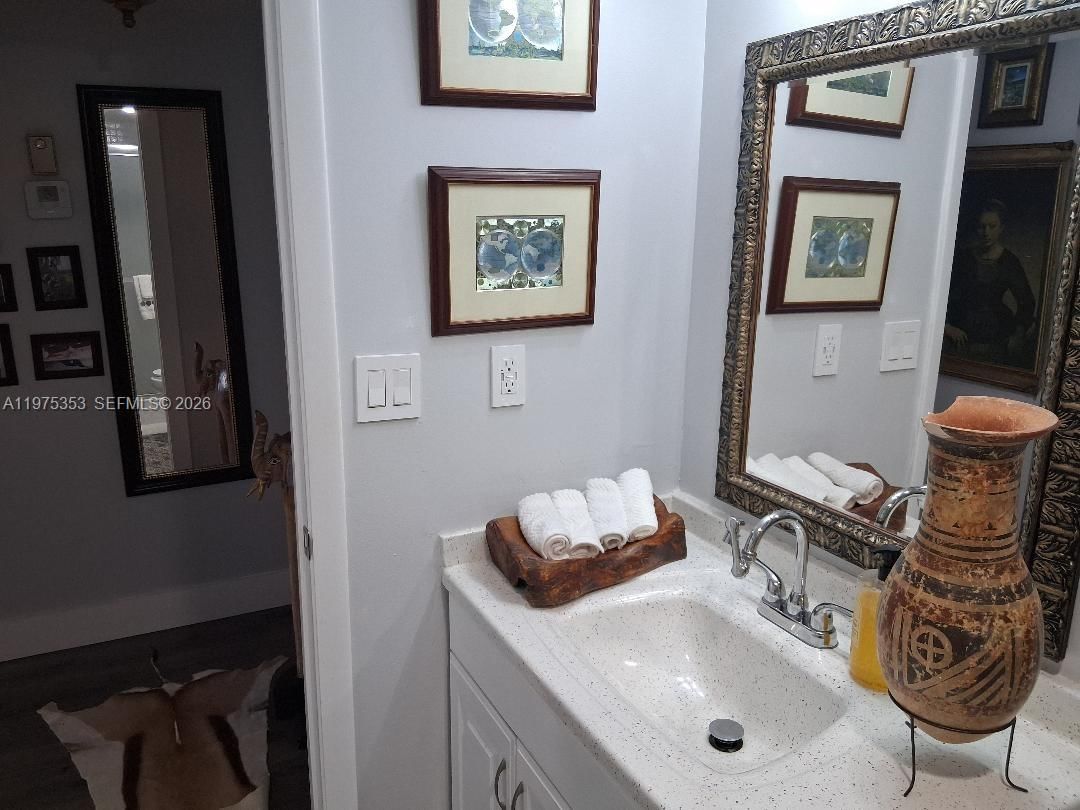 1000 ST CHARLES PL, Unit 609 - 11