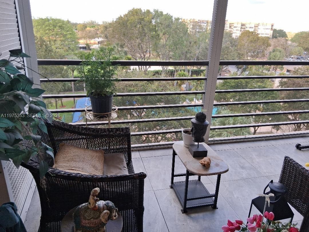 1000 ST CHARLES PL, Unit 609 - 23