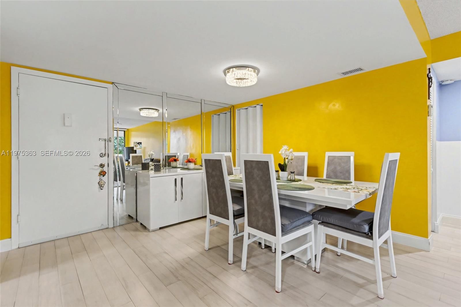 6701 N University Dr, Unit 210 - 8