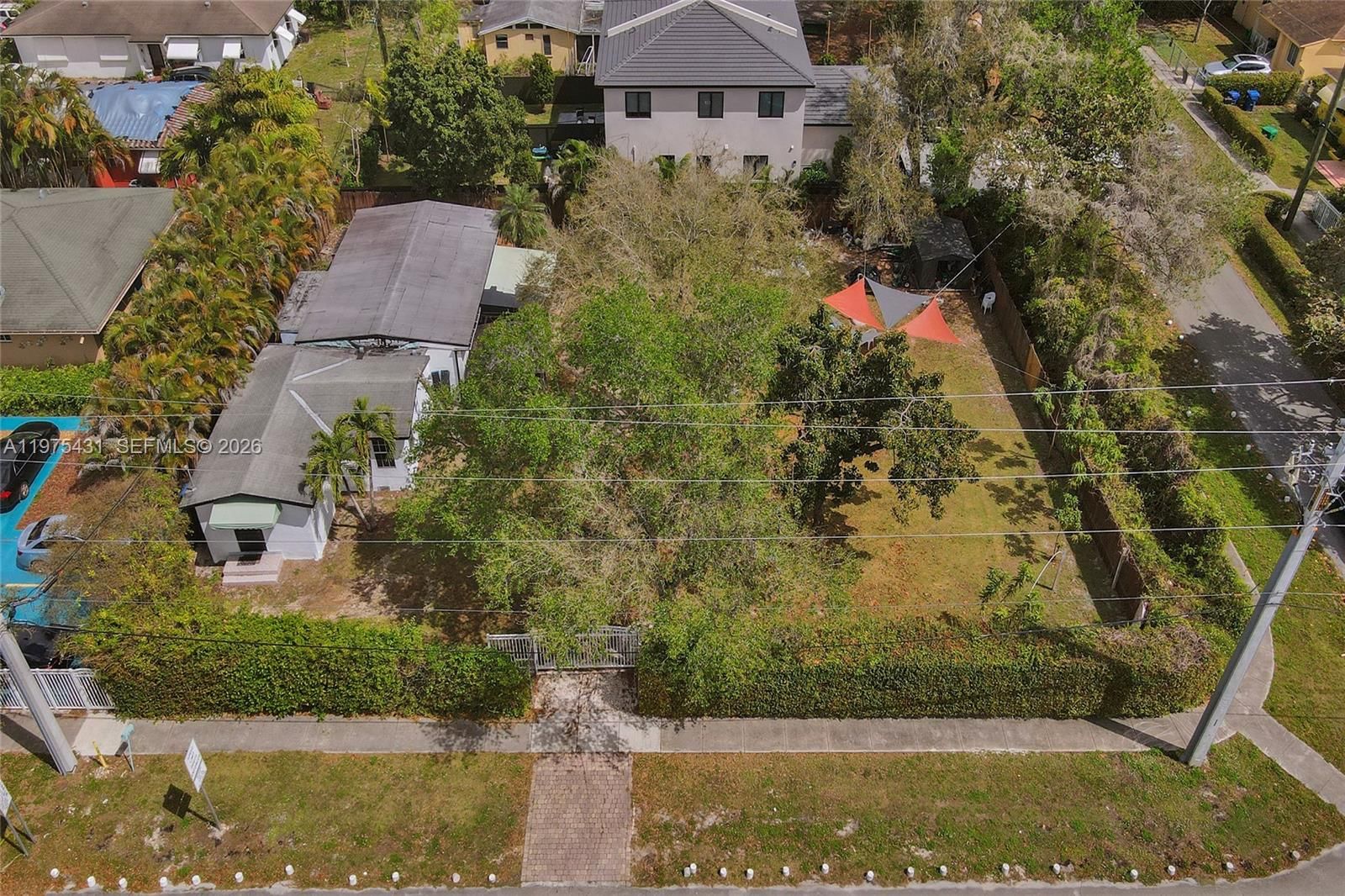 11809 NE 1st Ave - 14