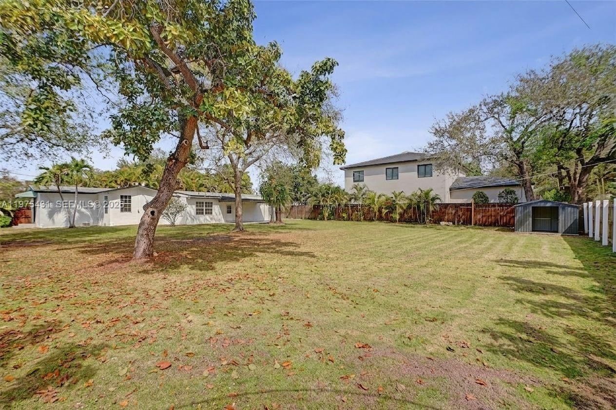 11809 NE 1st Ave - 34