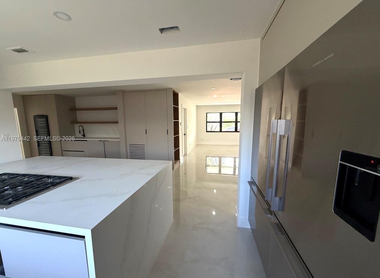 4021 NE 17TH TER - 6