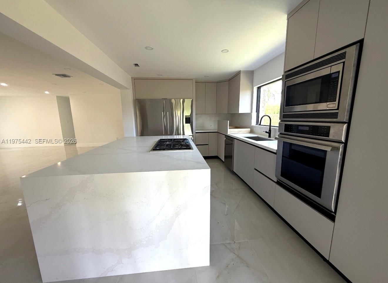 4021 NE 17TH TER - 7