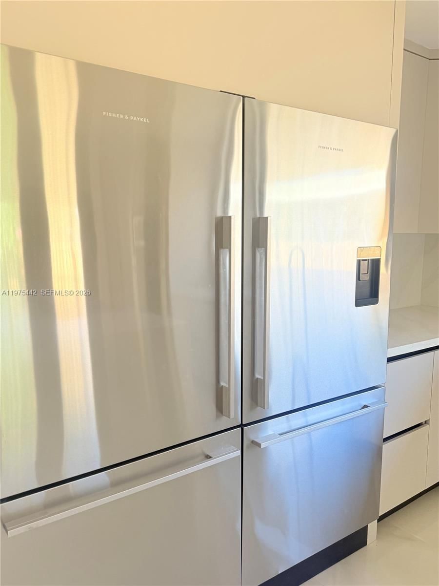 4021 NE 17TH TER - 8