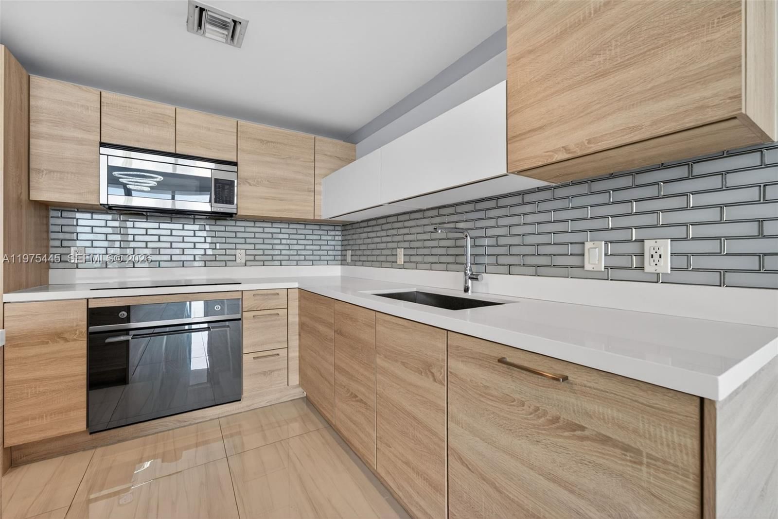 16385 BISCAYNE BLVD, Unit 2920 - 11