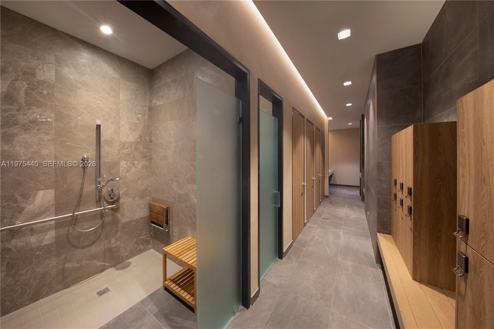 16385 BISCAYNE BLVD, Unit 2920 - 37