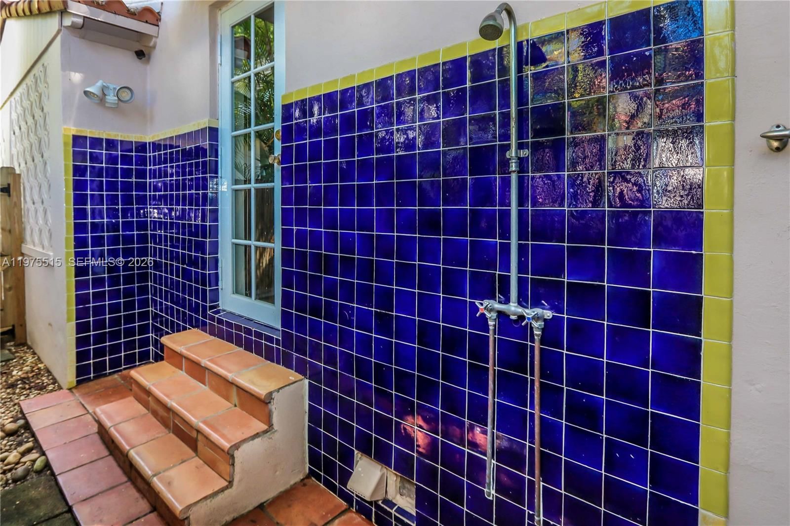 1260 LA MANCHA AVE - 16