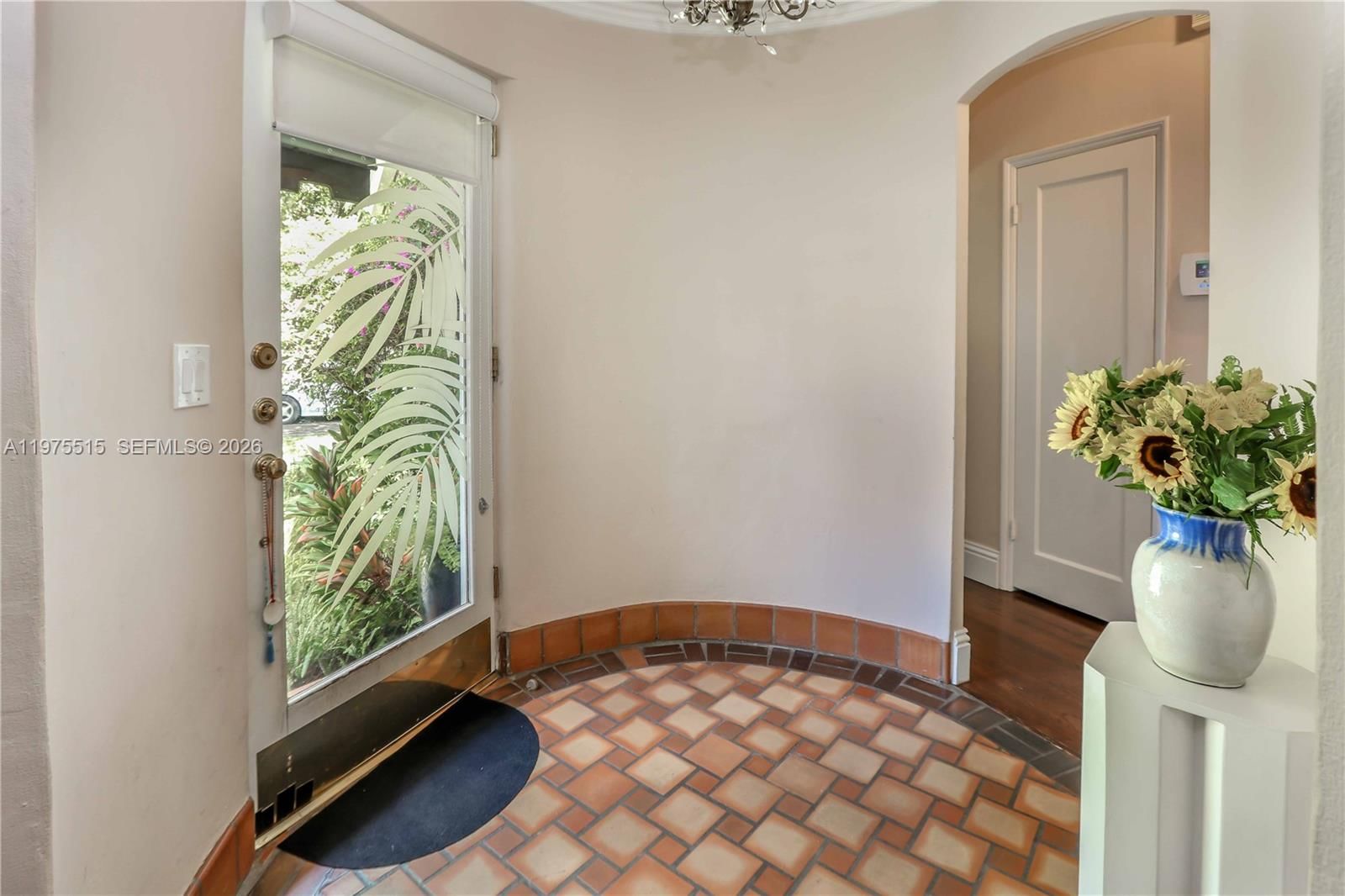 1260 LA MANCHA AVE - 2