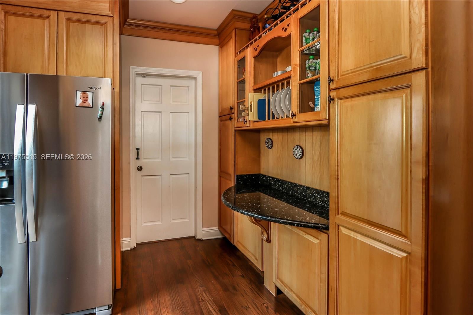 1260 LA MANCHA AVE - 8