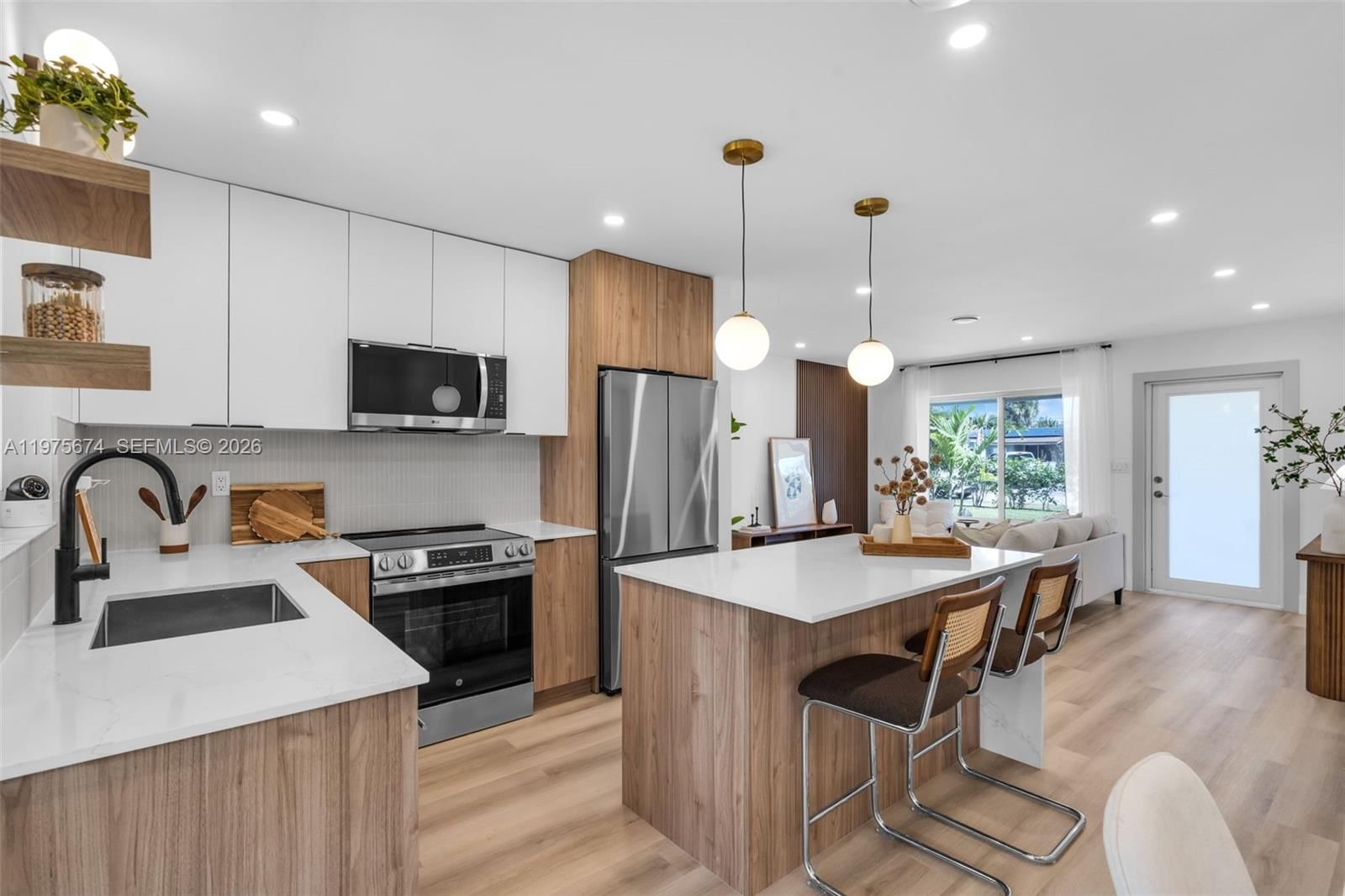 4401 NE 13th Ave - 11