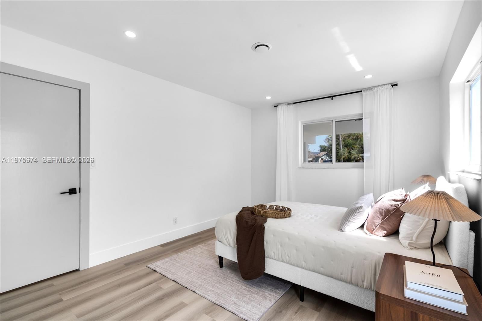 4401 NE 13th Ave - 14