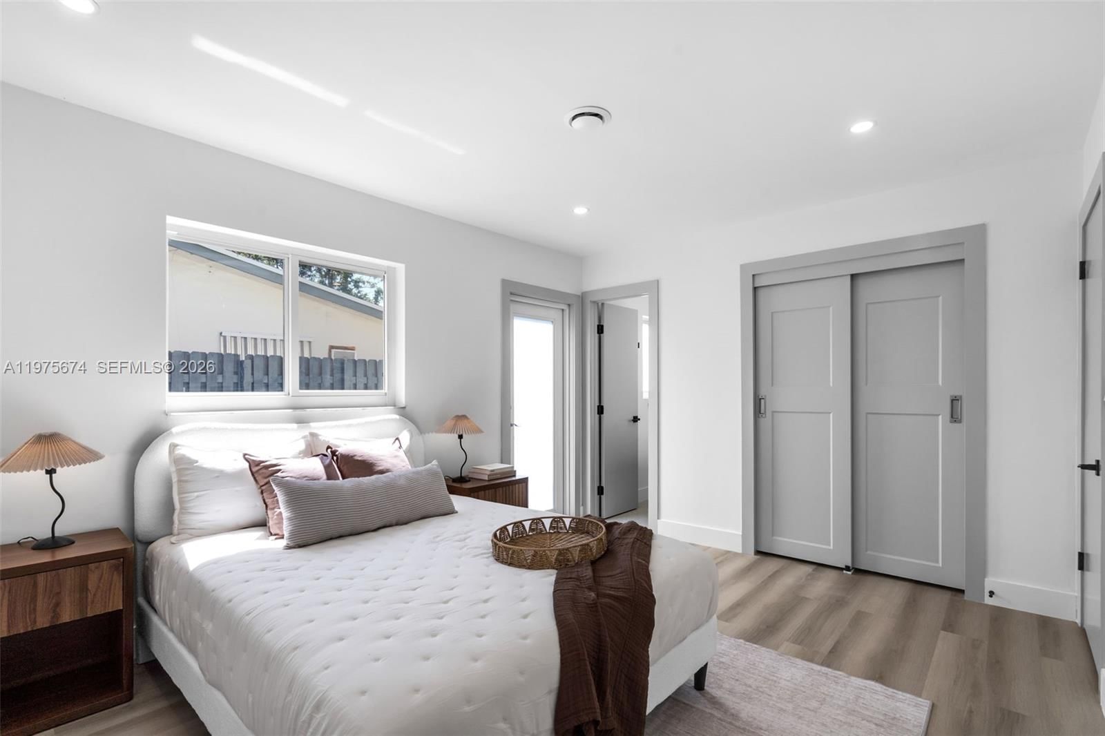 4401 NE 13th Ave - 15